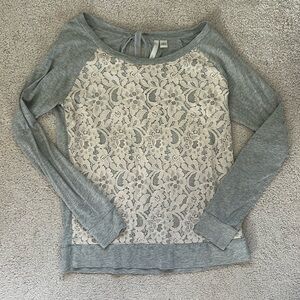 Lace Grey Longsleeve